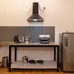 Convastay Prestige- Near Apollo Hospital & Us Consulate
