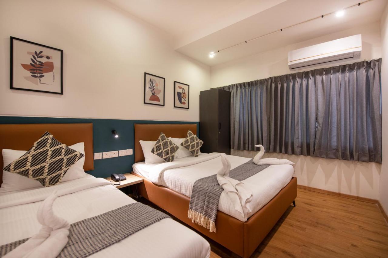 Hotel Convastay Prestige- Near Apollo Hospital & Us Consulate *